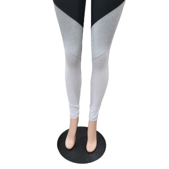 Outdoor Voices 7/8 Color Block Leggings Medium NWT TechSweat High Rise - Picture 6 of 16